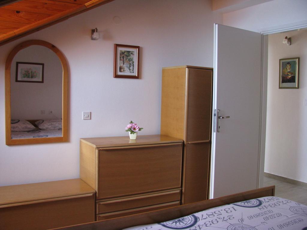 Apartment Marietta Tribalj Zimmer foto