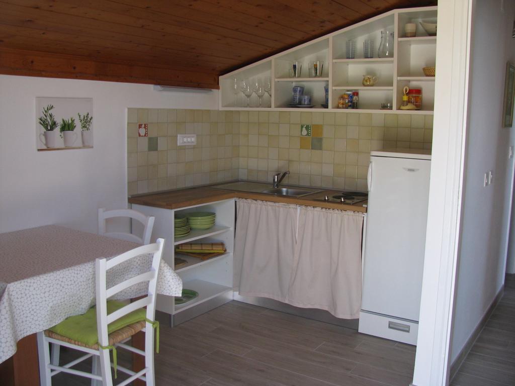 Apartment Marietta Tribalj Zimmer foto